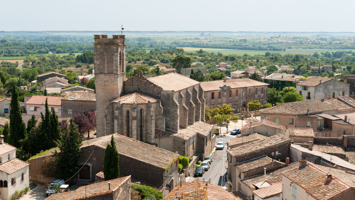 Le village de Castelnau et la vallée de l'Hérault